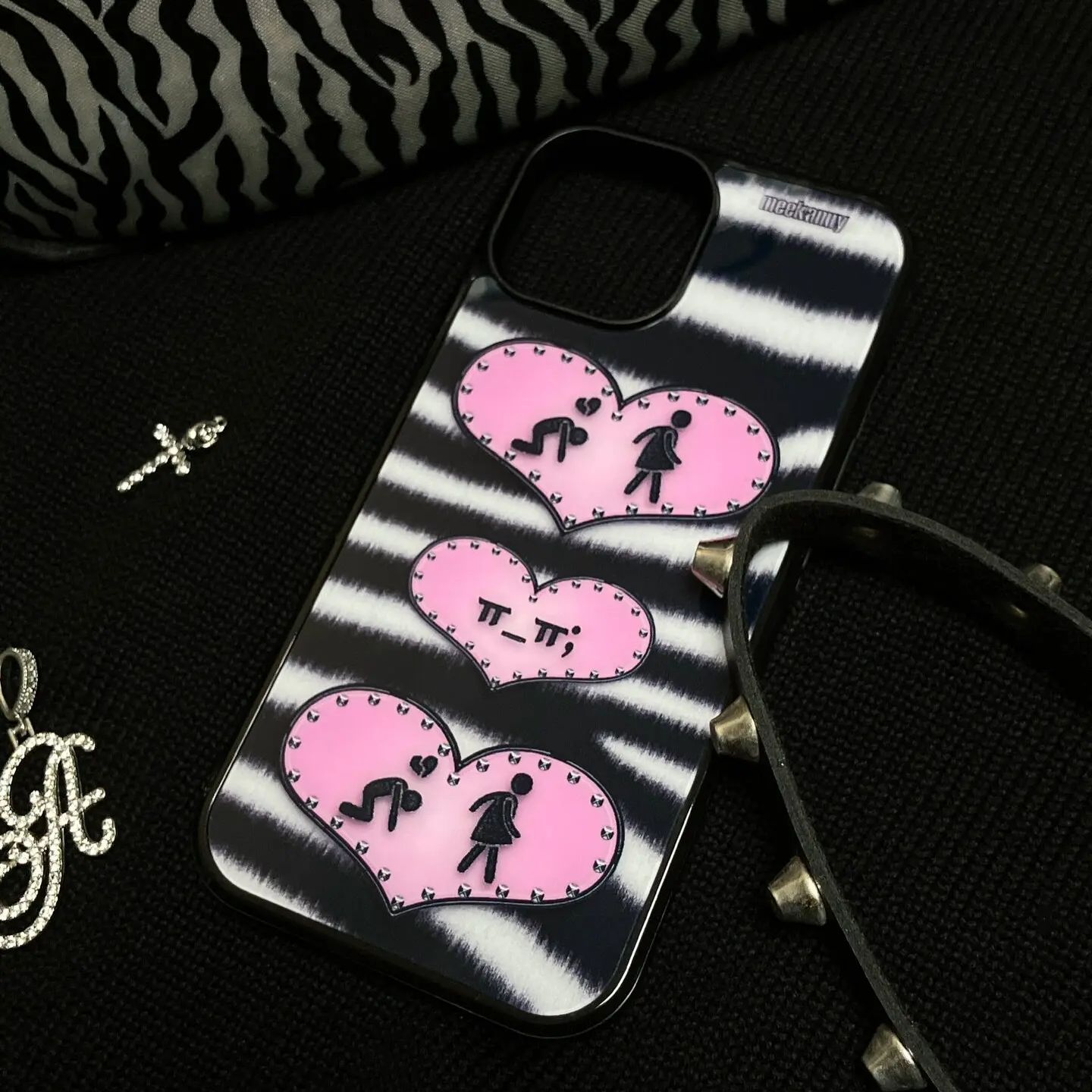 Niche Personality Ins Black an - Phone Cases Personalised のレビューと価格