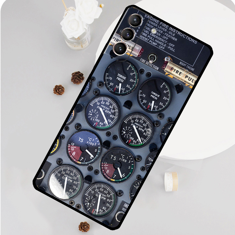 Aircraft Cockpit Dashboard Pho - Phone Cases Aviation のレビューと価格