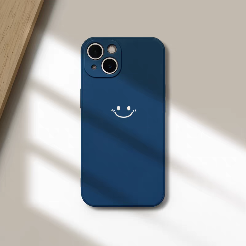 Minimalist Smiley Print Phone  - Silicone Liquid Case のレビューと価格