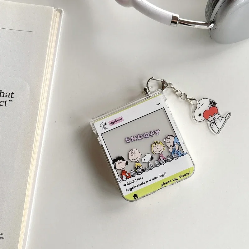 Cute Cartoon Snoopy Charlie Br - Phone Cases Z Flip 6 のレビューと価格