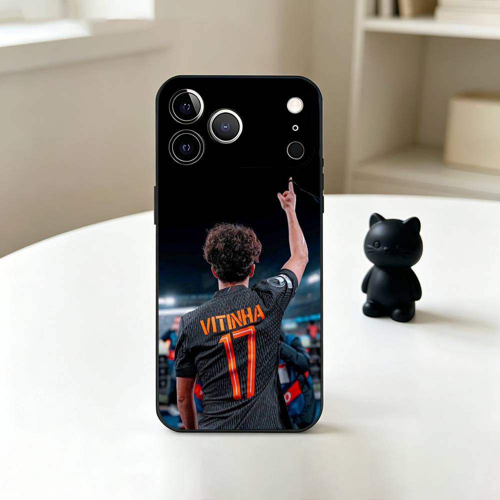 Football star V-Vitinha Ferrei - Phone Cases Louis Vuitton のレビューと価格