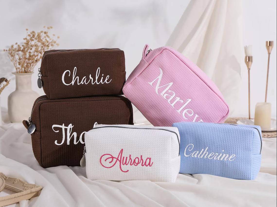 Personalized Embroidered Waffl - Monogram Custom Case のレビューと価格