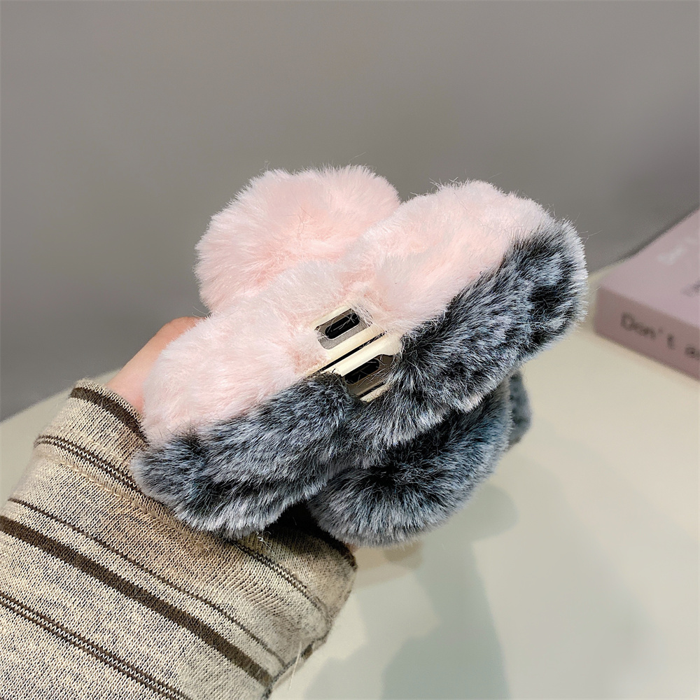 Cute Rabbit Ears Fluffy Stand  - Phone Cases That Cover The Camera のレビューと価格