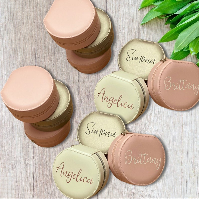 Personalized Bridesmaid Gift T - Monogram Custom Case のレビューと価格